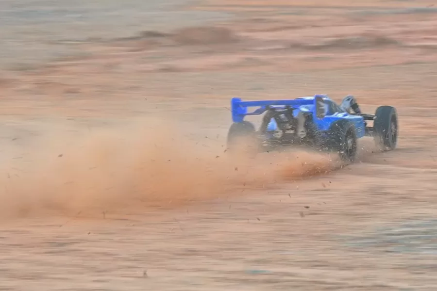 8 Escala 4WD Off-Road Nitro RC Buggy 2,4G Motor de Alta Velocidad Coche # RH802