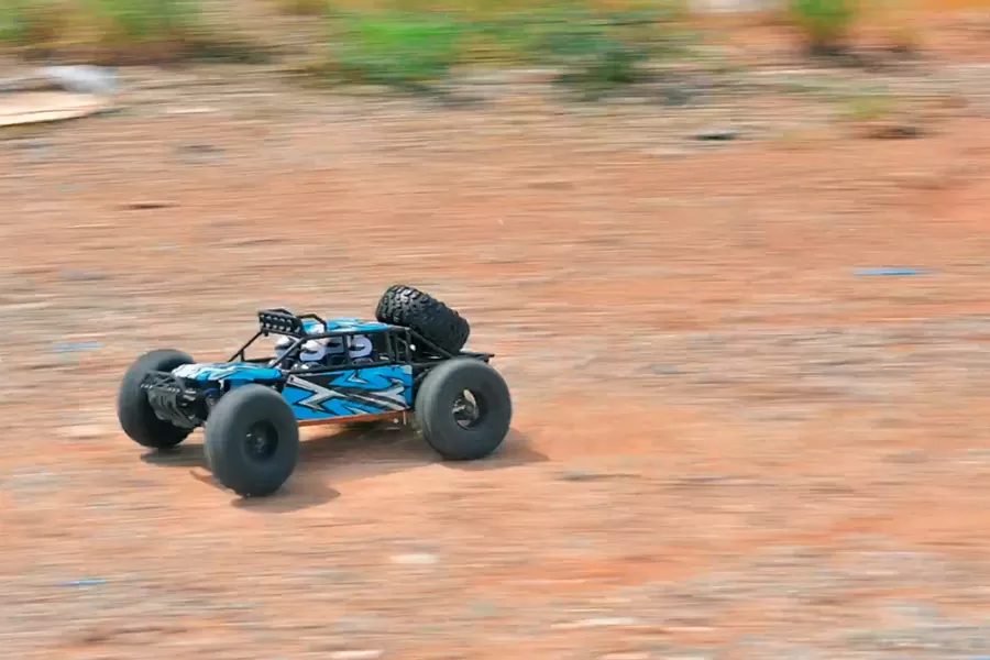 Buggy de arena eléctrico todoterreno 4WD a escala 10 2,4G sin escobillas de alta velocidad RTR # RH1062