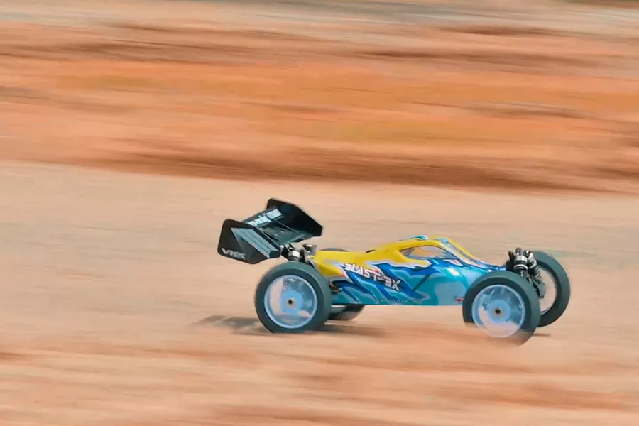 8 Escala 4WD Off-Road eléctrico RC Buggy 2,4G cepillado de alta velocidad RTR # RH815