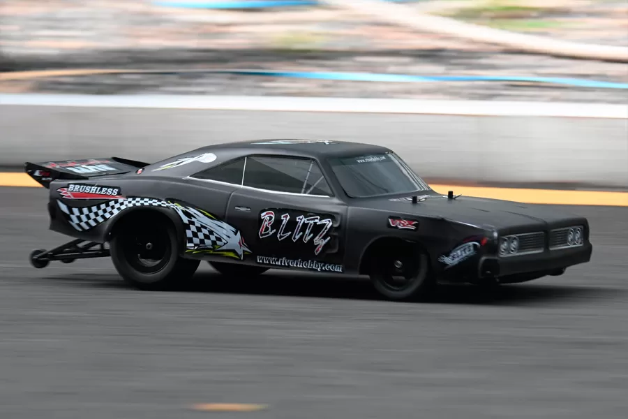 Coche eléctrico de arrastre RC 2WD a escala 10 2,4G cepillado de alta velocidad RTR # RH2015