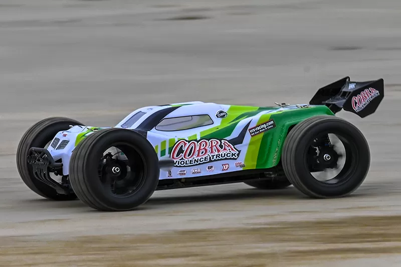 8 Escala 4WD todoterreno eléctrico RC Truggy 2,4G cepillado de alta velocidad RTR # RH817