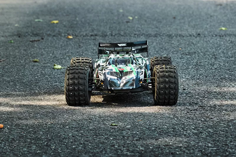 8 Escala 4WD todoterreno eléctrico RC Truggy 2,4G cepillado de alta velocidad RTR # RH817