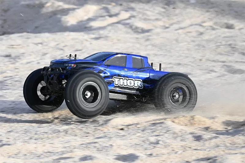 10 Escala 4WD Off-Road Nitro RC Truggy 2,4G Motor de alta velocidad # RH1002