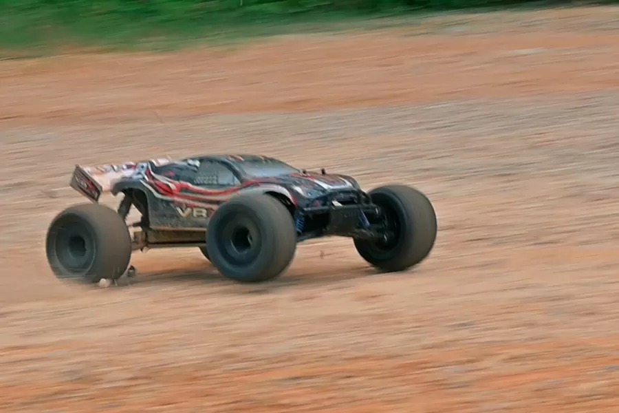 8 Escala 4WD todoterreno eléctrico RC Truggy 2,4G sin escobillas de alta velocidad RTR # RH811